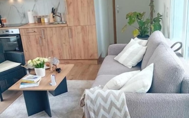 Zurich Airport Cozy Studio – Guest Rooms – Oberglatt