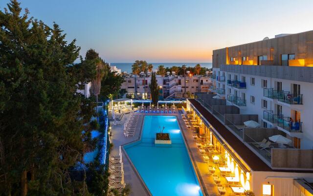 Anemi Hotel & Suites