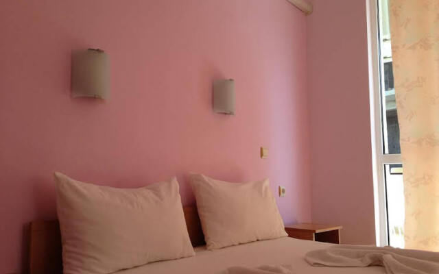 Sunshine Family Hotel