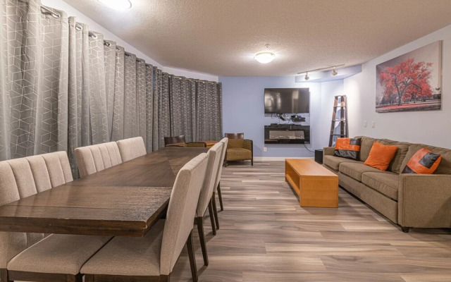 Three Townhouse Combo - Families and Large Groups