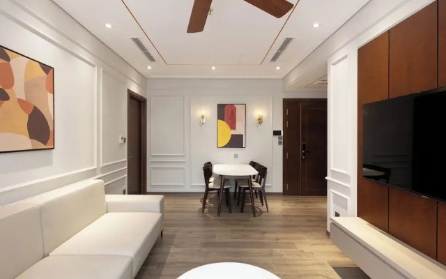 Otis Apartment