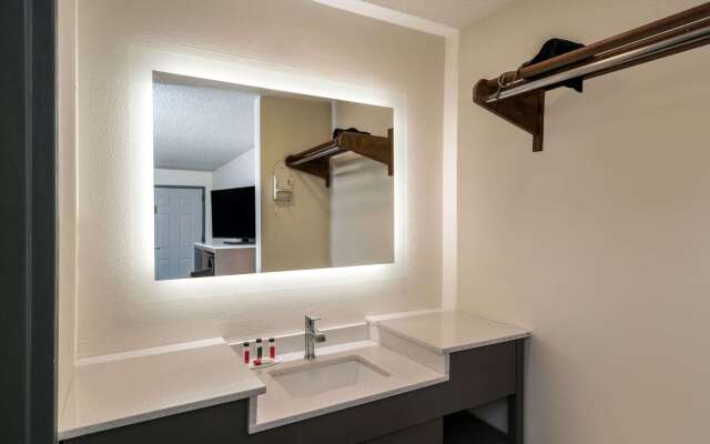 Baymont by Wyndham Franklin/Cool Springs