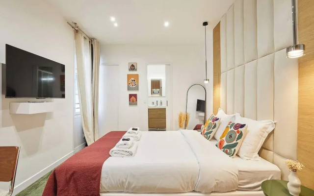 Luxury Suite in the Center of Paris