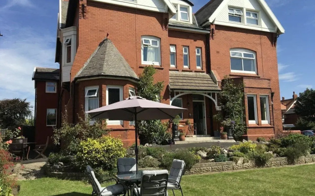 Mode Old School House