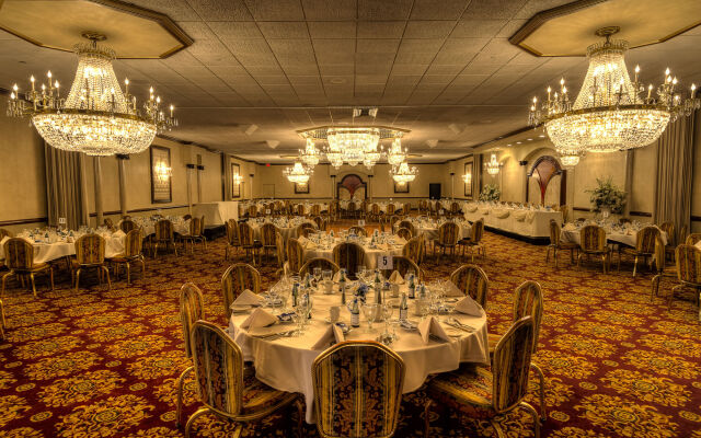 The Delavan Hotel & Spa