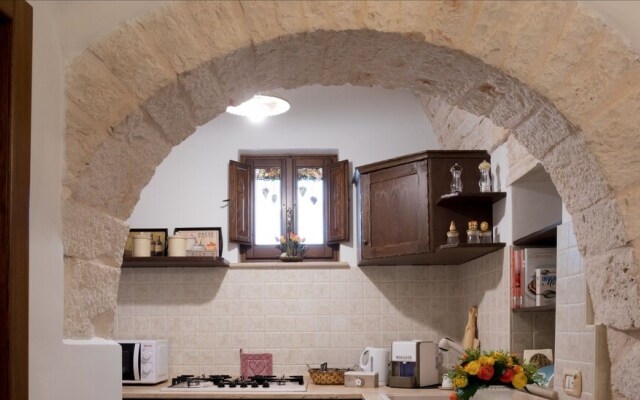 Dimore nel Tempo-Widespread Homes & Trulli