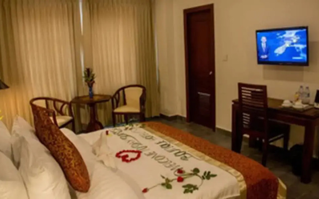Day Sunrise Hotel