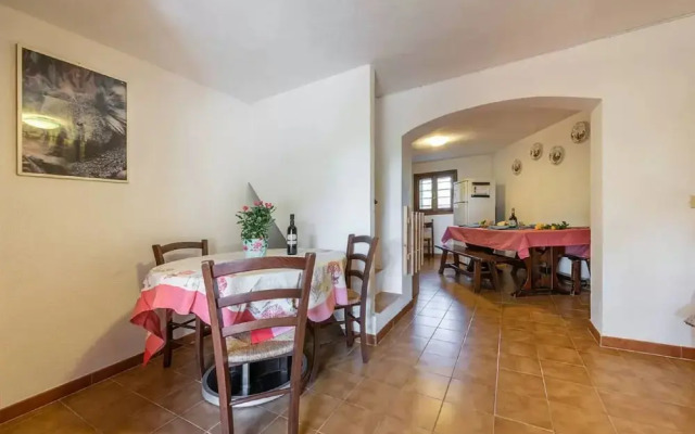 Appealing Apartment Near the sea