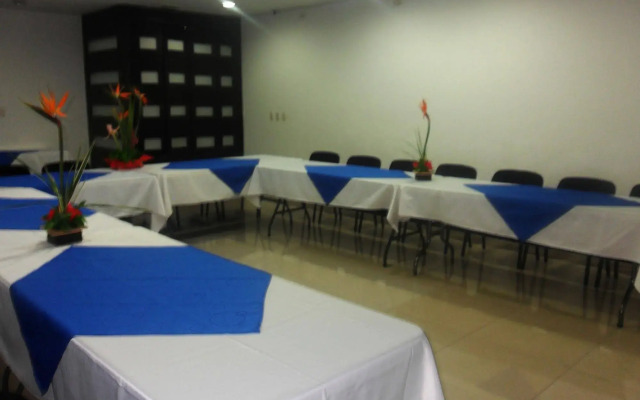 Hotel Santafe Real