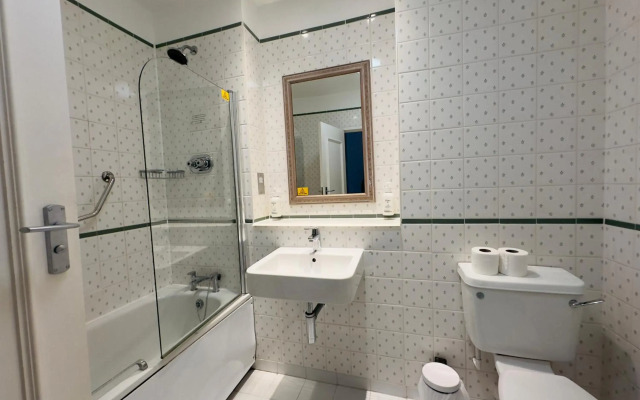 New Bath Hotel and Spa