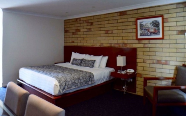 The Western Heritage Motor Inn – Guest Rooms – Moranbah