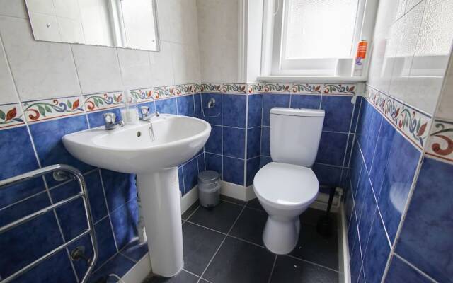 Dillons Hotel - B&B