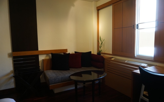 iCheck inn Sukhumvit 19