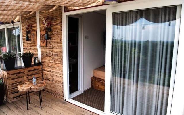 Mit Hilltop Homestay