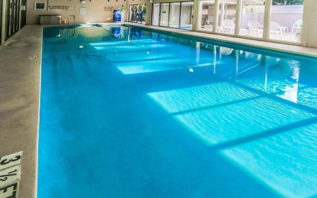Players Club Resort by VRI Resort