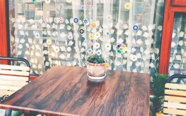 Yiyang Boutique Hotel