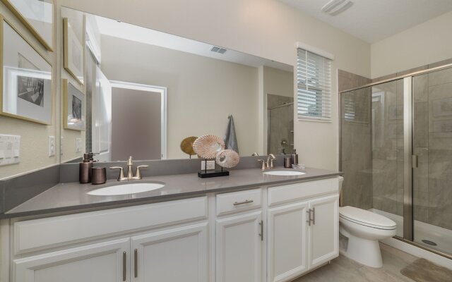 Villa W/private Pool &themed Rooms, Near Disney!