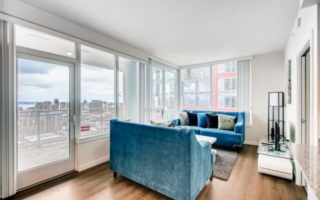 Amazing 3 Bedroom with Spectacular Views