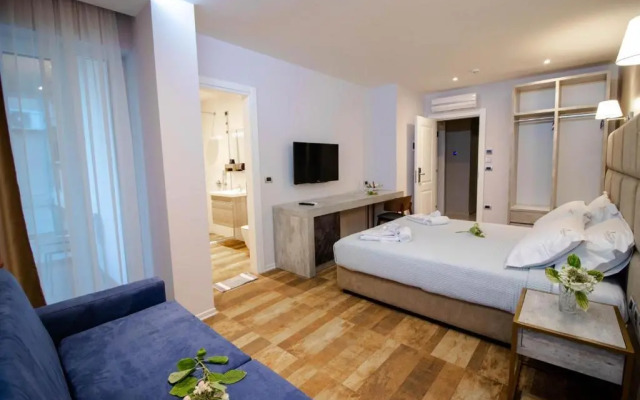 Blue Marine Beach Hotel