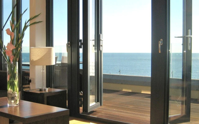 Riviera Apartments
