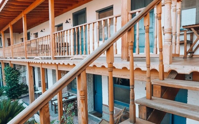 Attalos Suites Hotel
