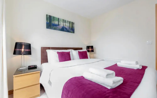 Roomspace Apartments -Westnye House
