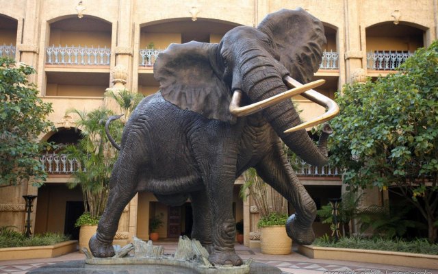 The Palace of the Lost City at Sun City Resort