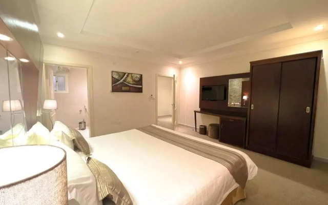 loren serviced Apartment Alslamah