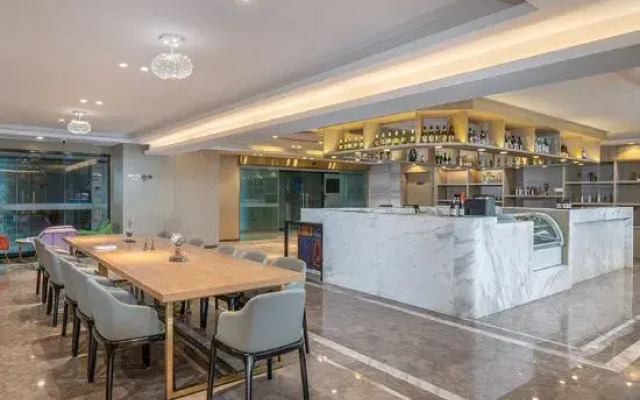 Kyriad  Marvelous Hotel Shenzhen International Low Carbon City Subway Station