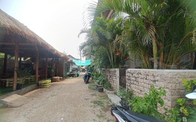 OYO 93626 Hi Homestay & Group