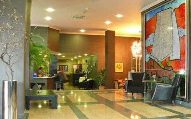 City Hotel