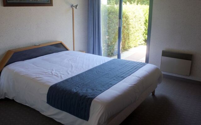 LOGIS Les Dineux Village