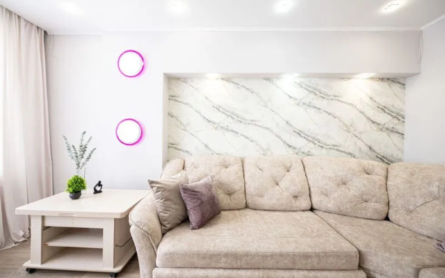 Apartments Five Stars Revolution Square