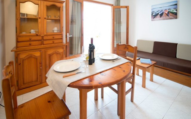 Apartamentos Mar Blanca