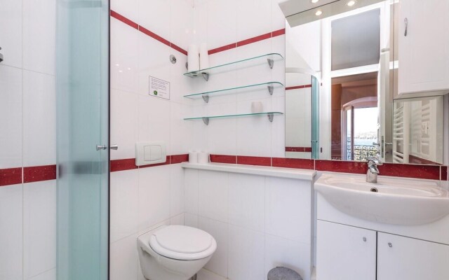 Amazing Home in Opatija with Hot Tub, WiFi & 3 Bedrooms