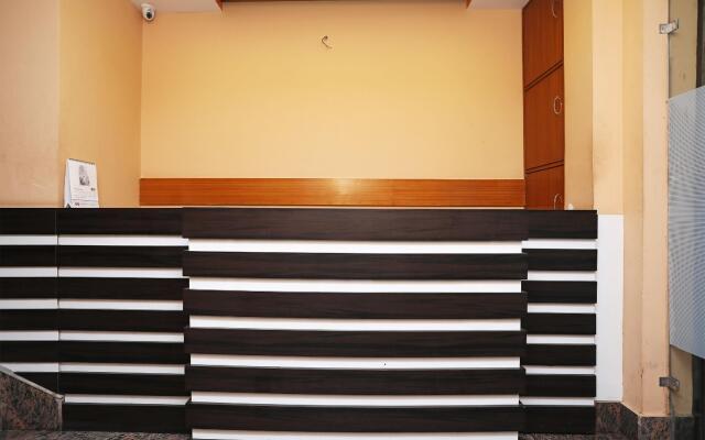 OYO 16058 Classic Inn