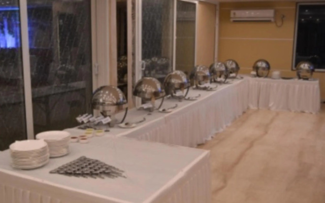 The City Grand Hotel