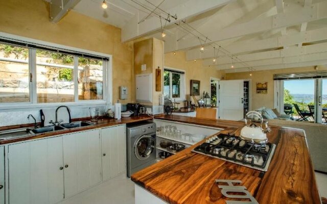 Blue Bay View Guesthouse