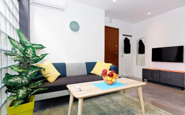 2 bedroom design apartment in Athens center