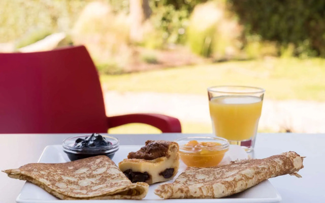 The Originals City, Hôtel Armen Le Triton