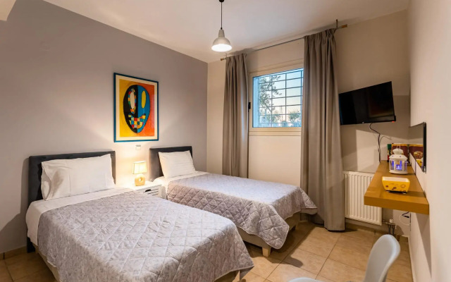Kitries Summer Getaway - Eden Sandy Suite