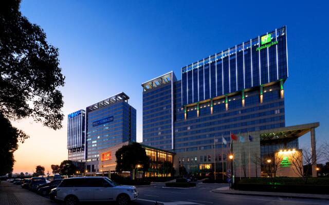 Holiday Inn Shanghai Hongqiao West, an IHG Hotel