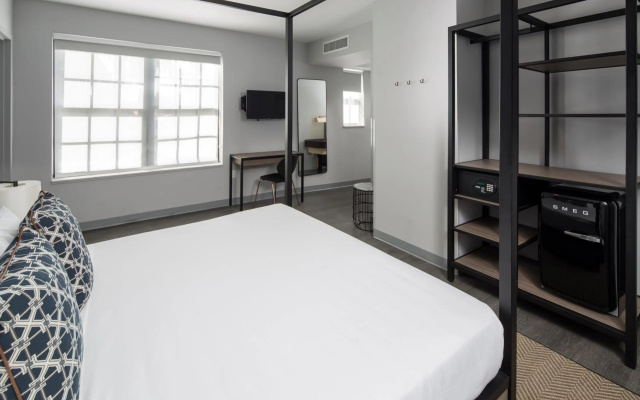 Hotel Rendale Miami Beach - Image 5