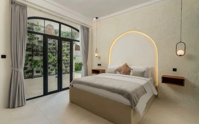 Casa Amor by GORO