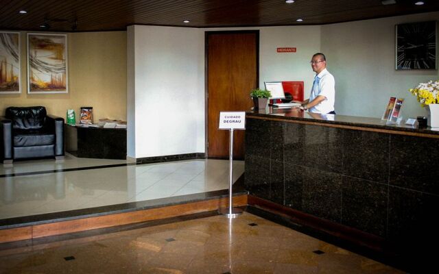 Cezanne Plaza Apart Hotel