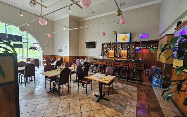 Ramada Suites Seatac Airport