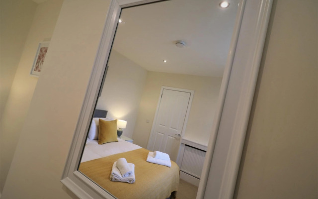 Railway Cottage - Maryhill