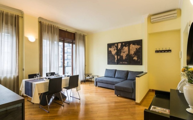 Duomo Luxury Flat