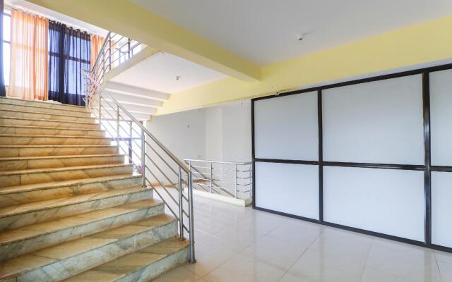 OYO Flagship 70371 Amrut Deluxe Lodge