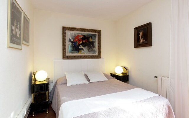 Spacious Apartment in Platja Daro With Terrace